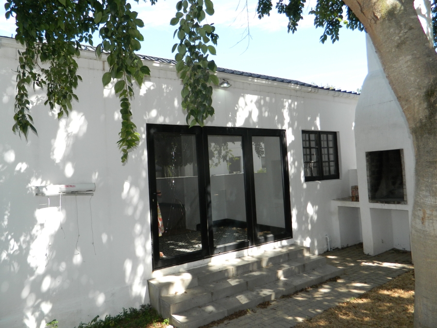 To Let 2 Bedroom Property for Rent in Paarl North Western Cape